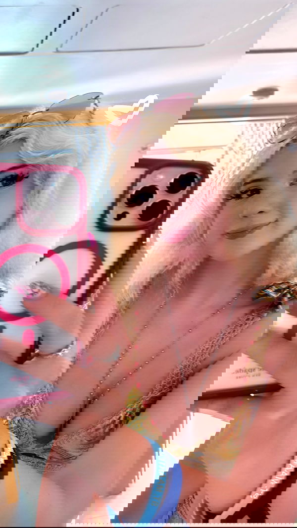 viezery viezery archive image