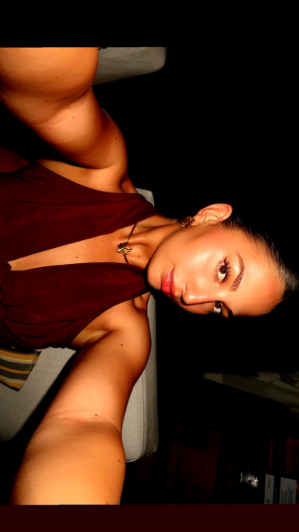 viki_dominev instagram image archive image