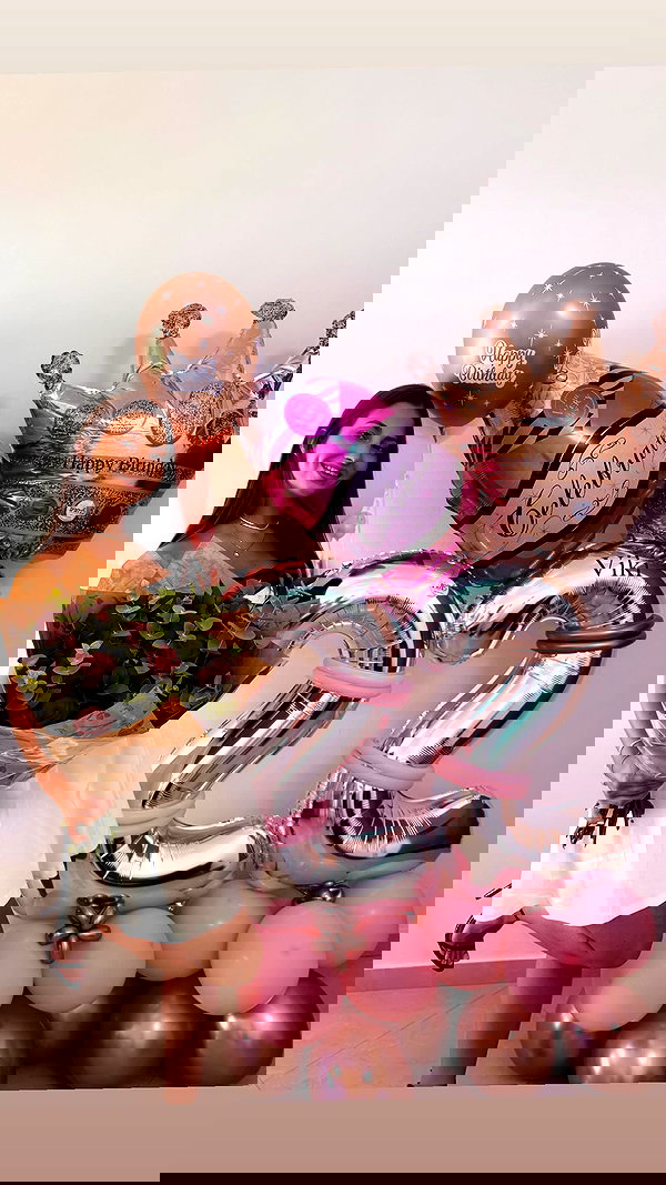 viki_dominev viki_dominev archive image