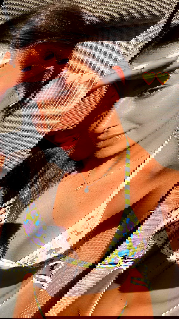 viki_dominev viki_dominev archive image