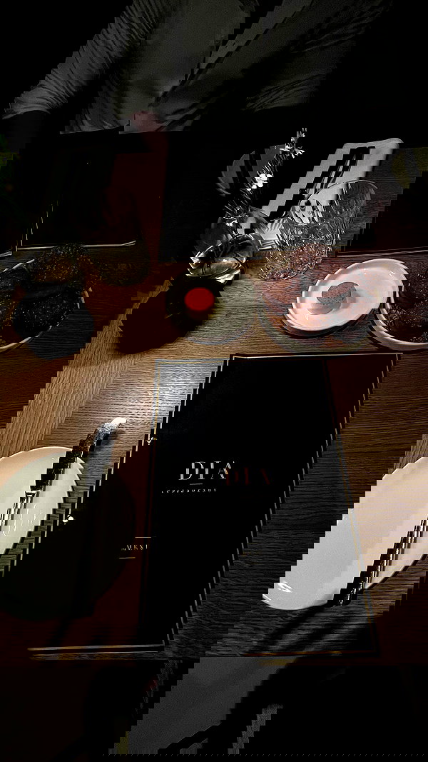 viki_dominev viki_dominev archive image