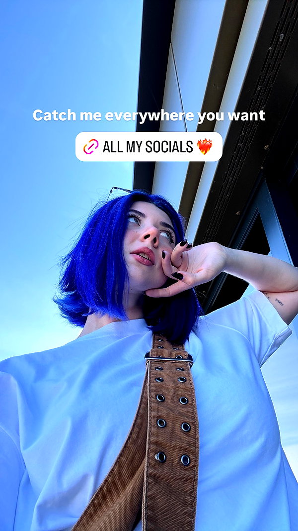 vixpolly.live instagram image archive image