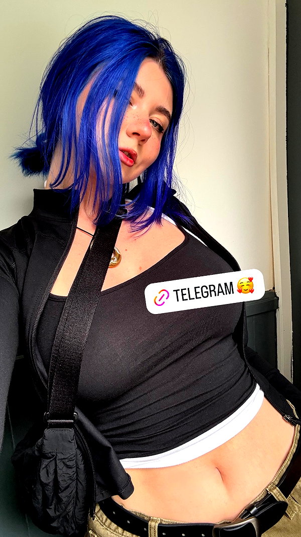 vixpolly.live instagram image archive image