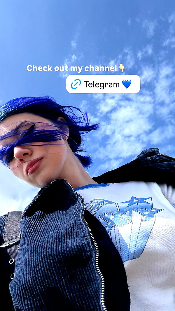 vixpolly.live instagram image archive image