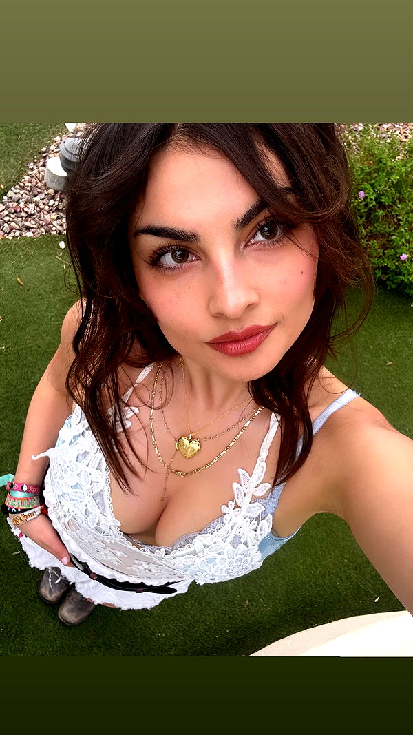 vy1ette instagram image archive image
