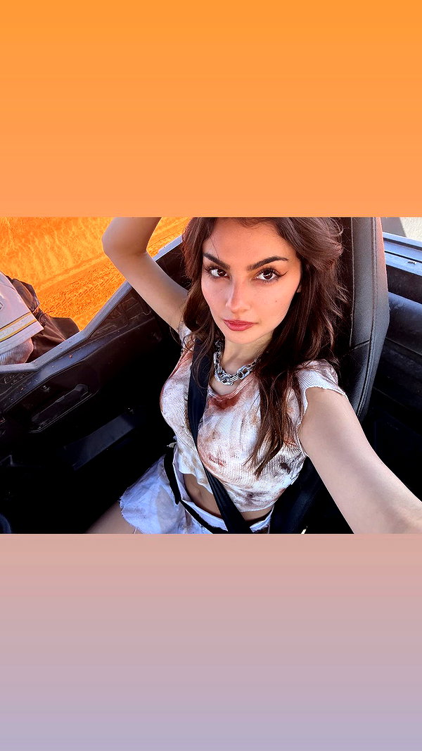 vy1ette instagram image archive image