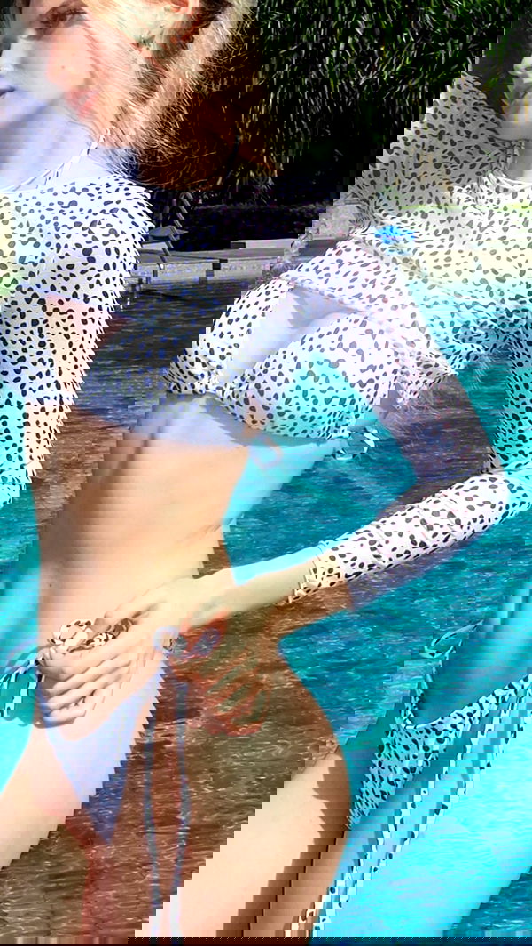 whylollycry whylollycry archive image