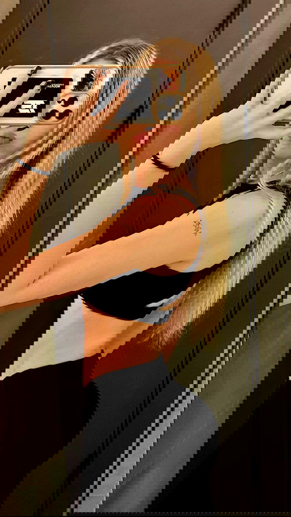 whylollycry whylollycry archive image