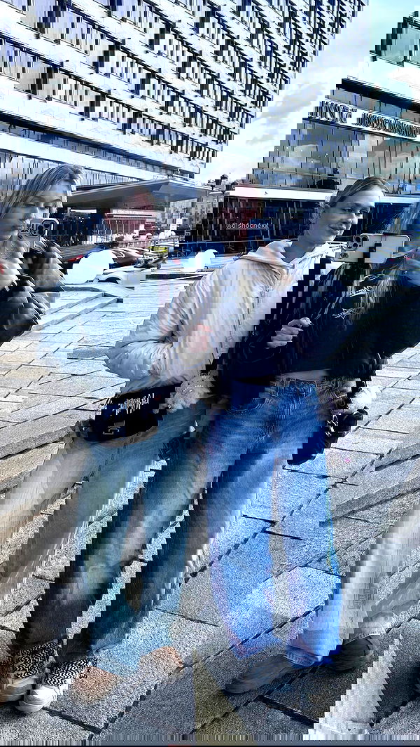 whylollycry whylollycry archive image