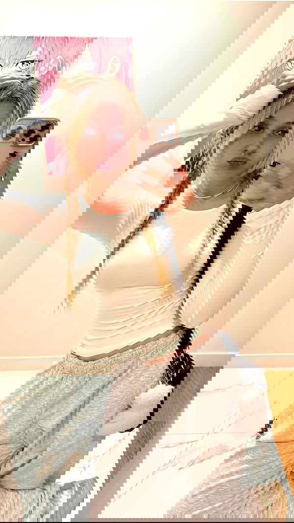 whylollycry whylollycry archive image