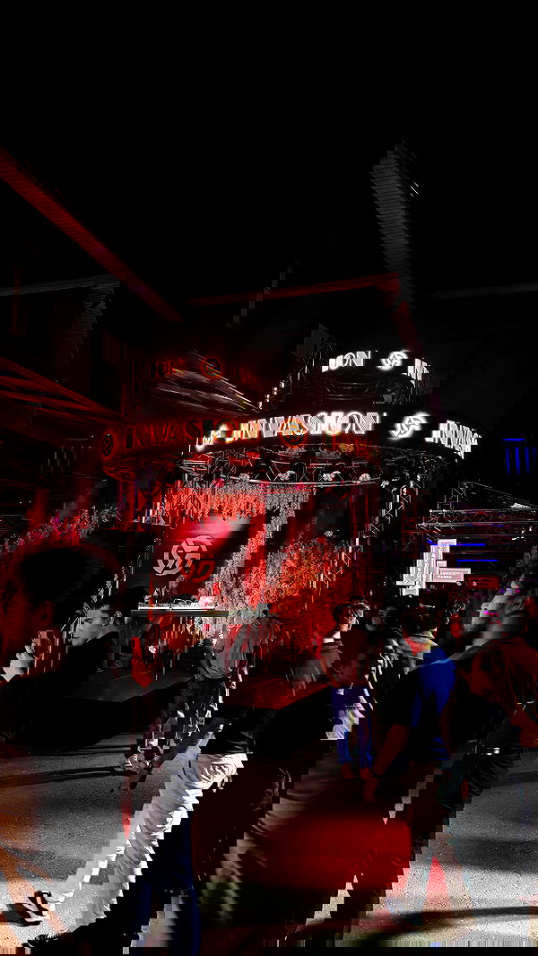 whylollycry whylollycry archive image