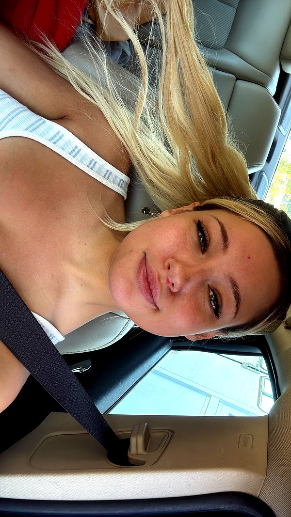 willowwbarbie instagram image archive image