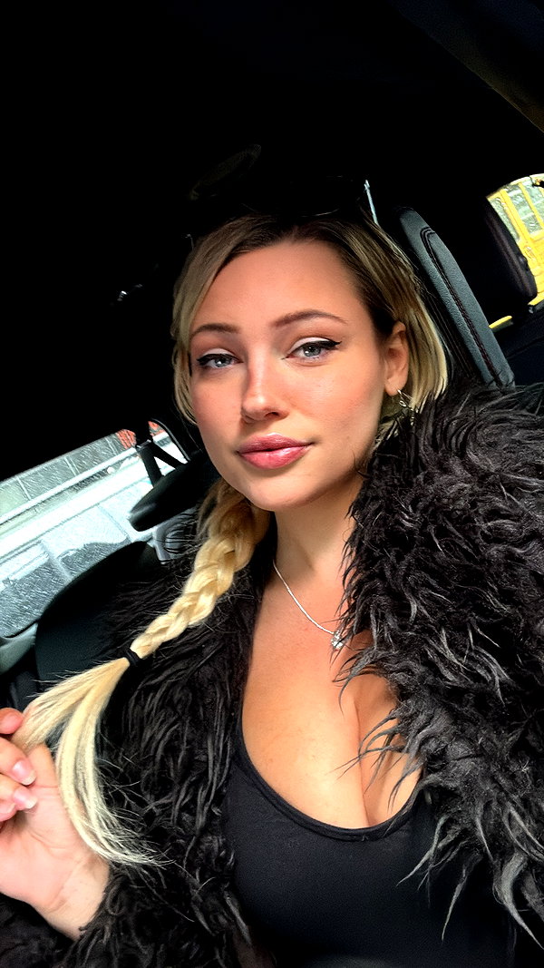 willowwbarbie instagram image archive image