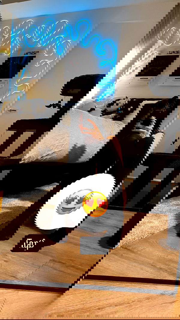 wuvkyu wuvkyu archive image