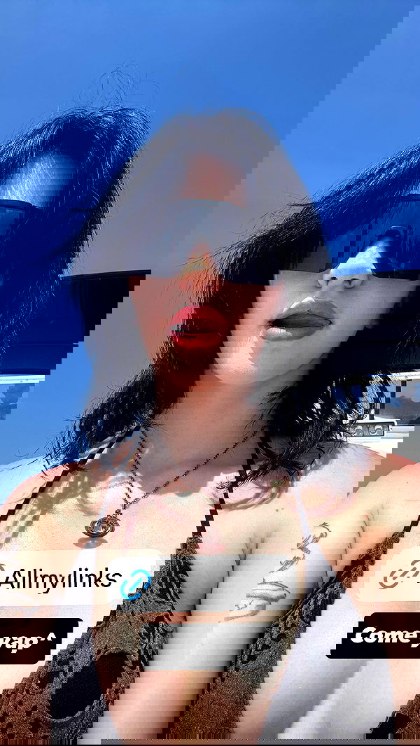 wuvkyu wuvkyu archive image