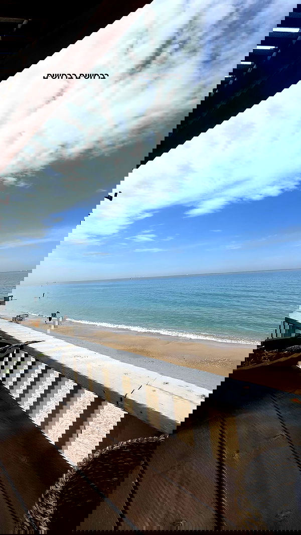 yaelxyazdi yaelxyazdi archive image