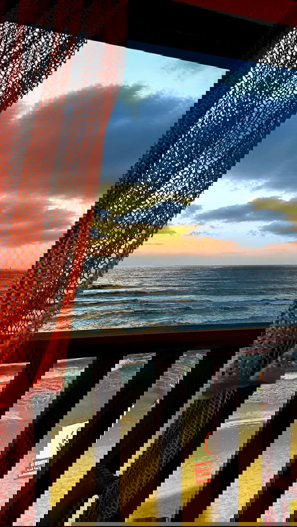 yaelxyazdi yaelxyazdi archive image