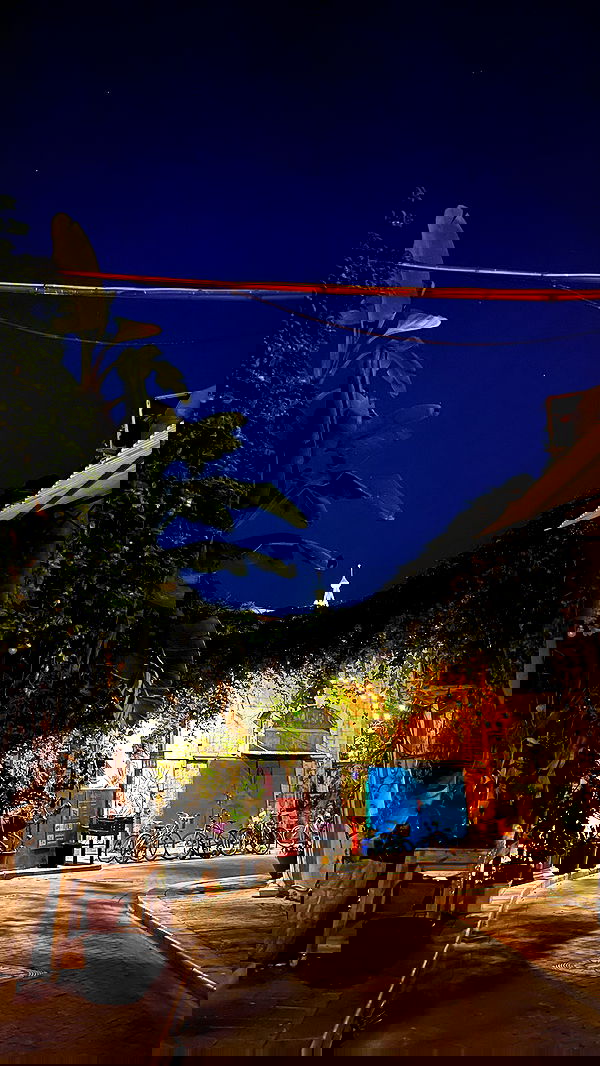 yaelxyazdi yaelxyazdi archive image