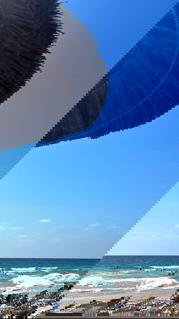 yaelxyazdi yaelxyazdi archive image