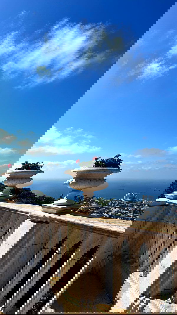 yaelxyazdi yaelxyazdi archive image