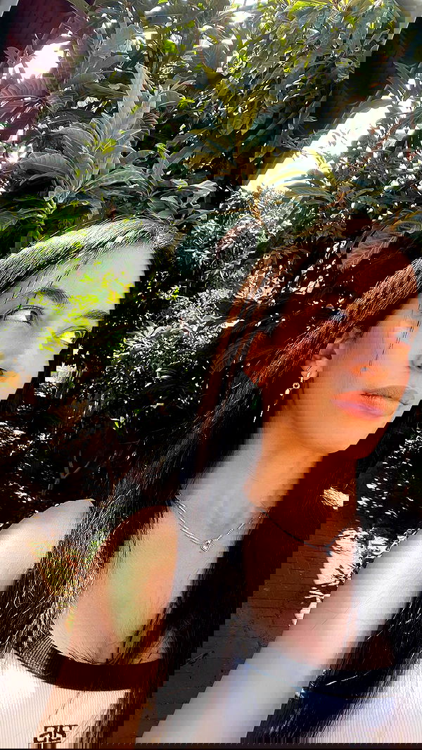 yaelxyazdi yaelxyazdi archive image