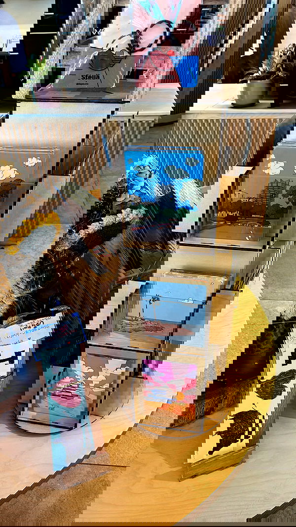 yaelxyazdi yaelxyazdi archive image