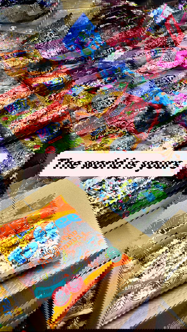 yaelxyazdi yaelxyazdi archive image