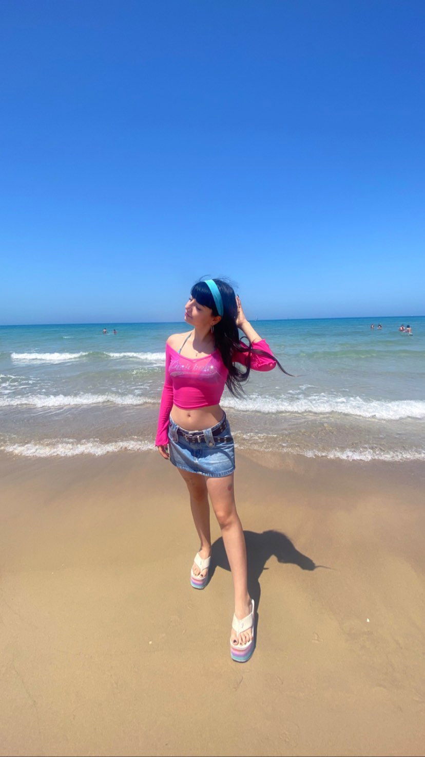 yam_adler instagram image archive image