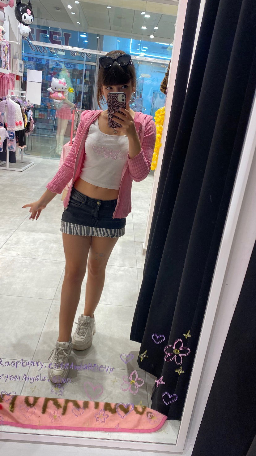 yam_adler instagram image archive image