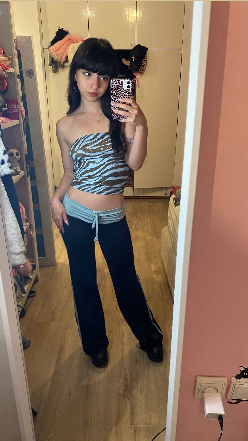 yam_adler instagram image archive image