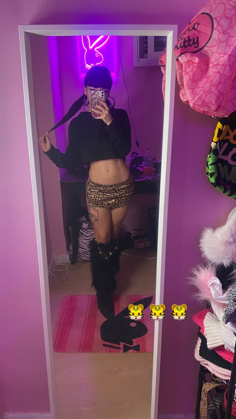 yam_adler instagram image archive image