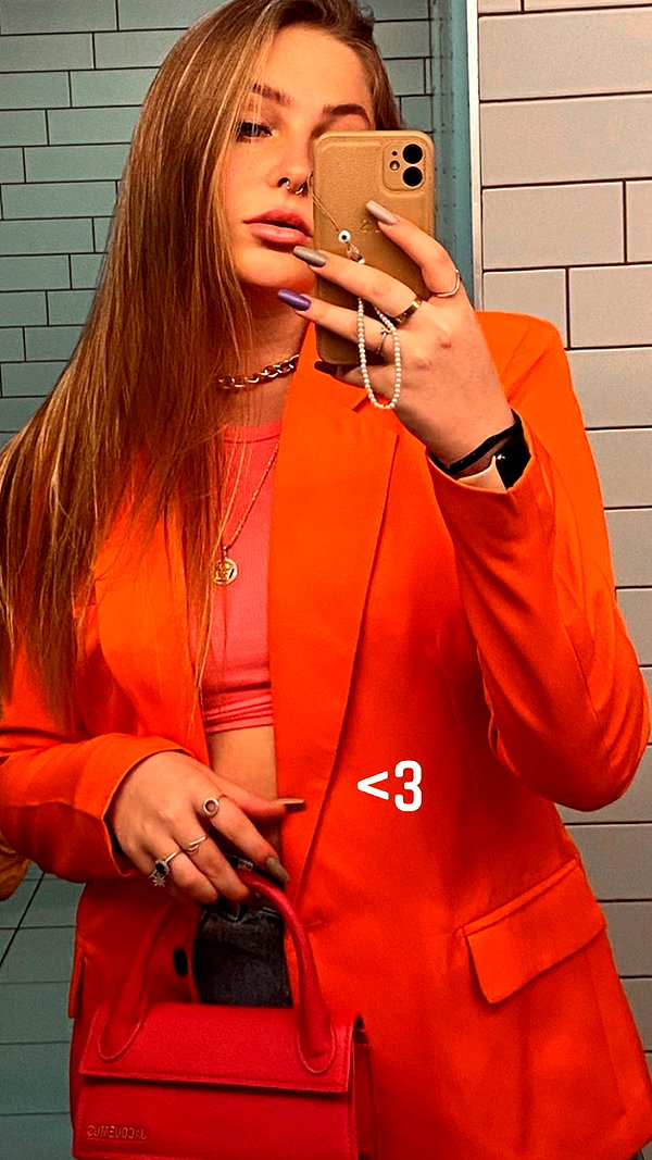 yana_esa instagram image archive image