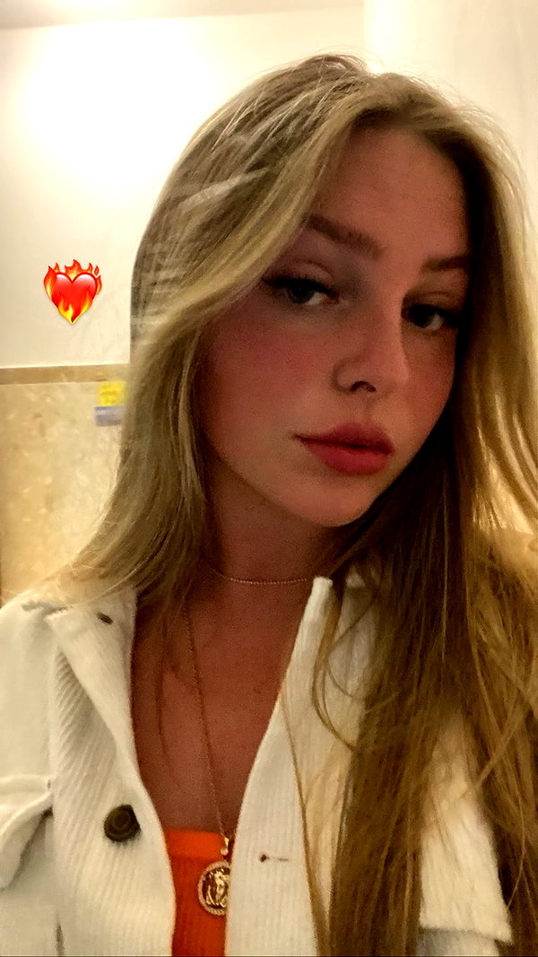 yana_esa instagram image archive image