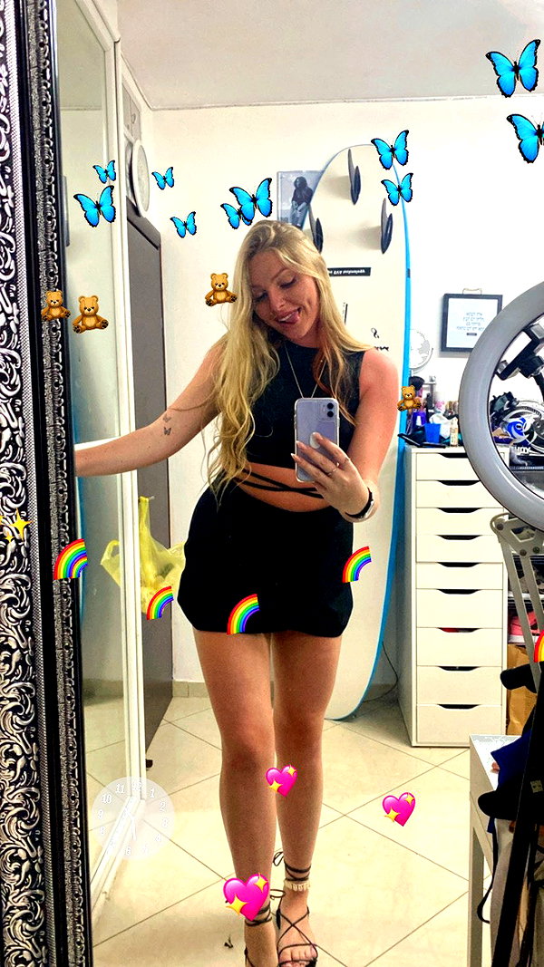 yana_esa instagram image archive image