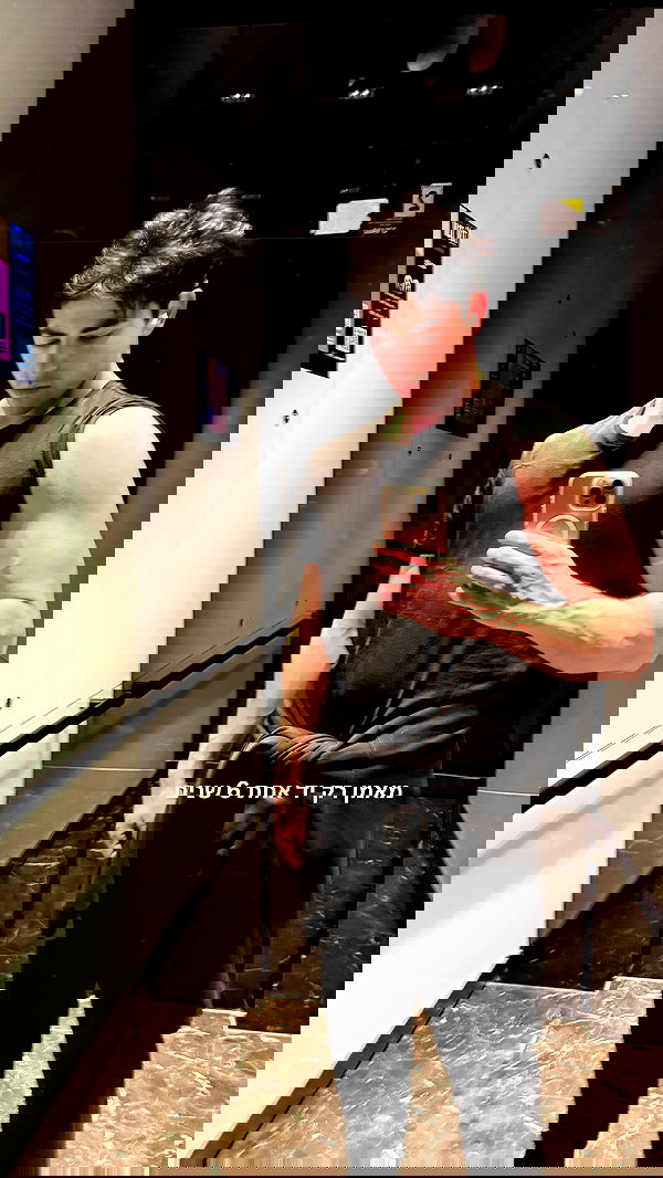 yannaidebeer yannaidebeer archive image