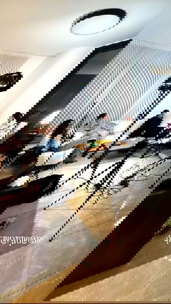 yannaidebeer yannaidebeer archive image