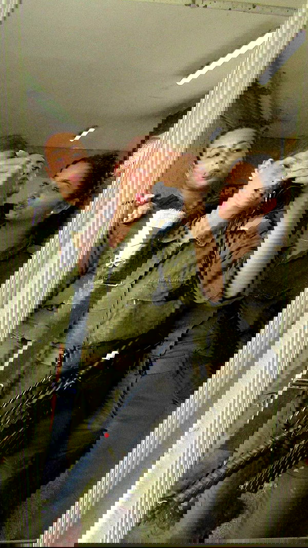 yeela__ yeela__ archive image