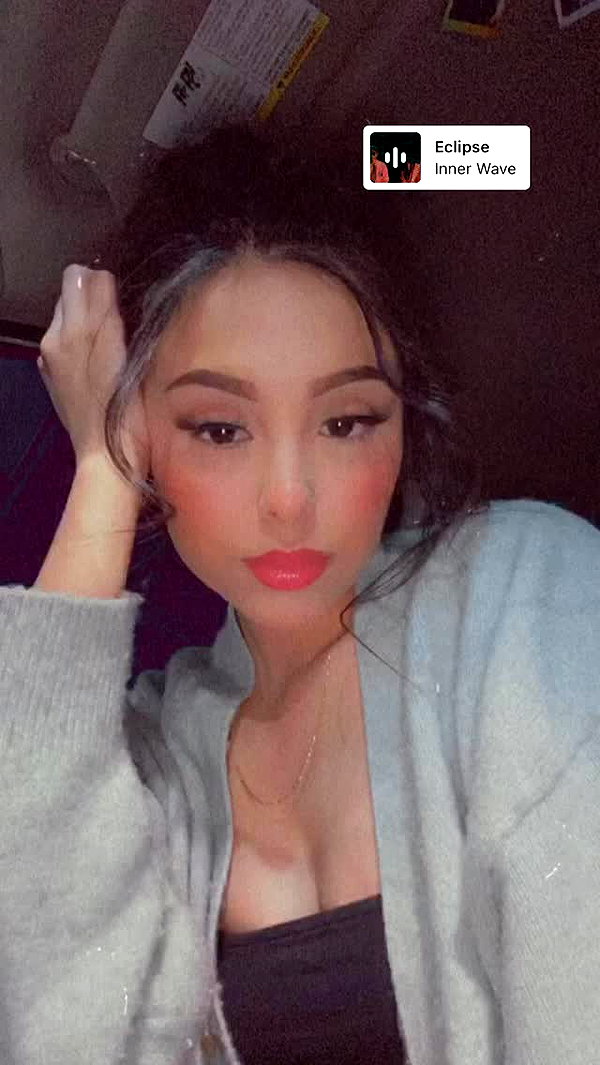 yenichaxx.407 instagram image archive image