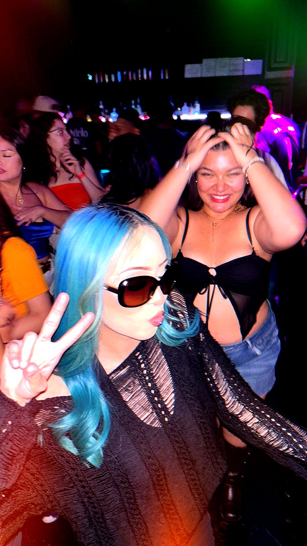 yenichaxx.407 instagram image archive image