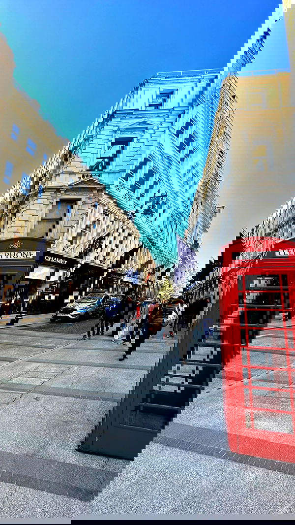 yuli.cohenn image ~ Altpins