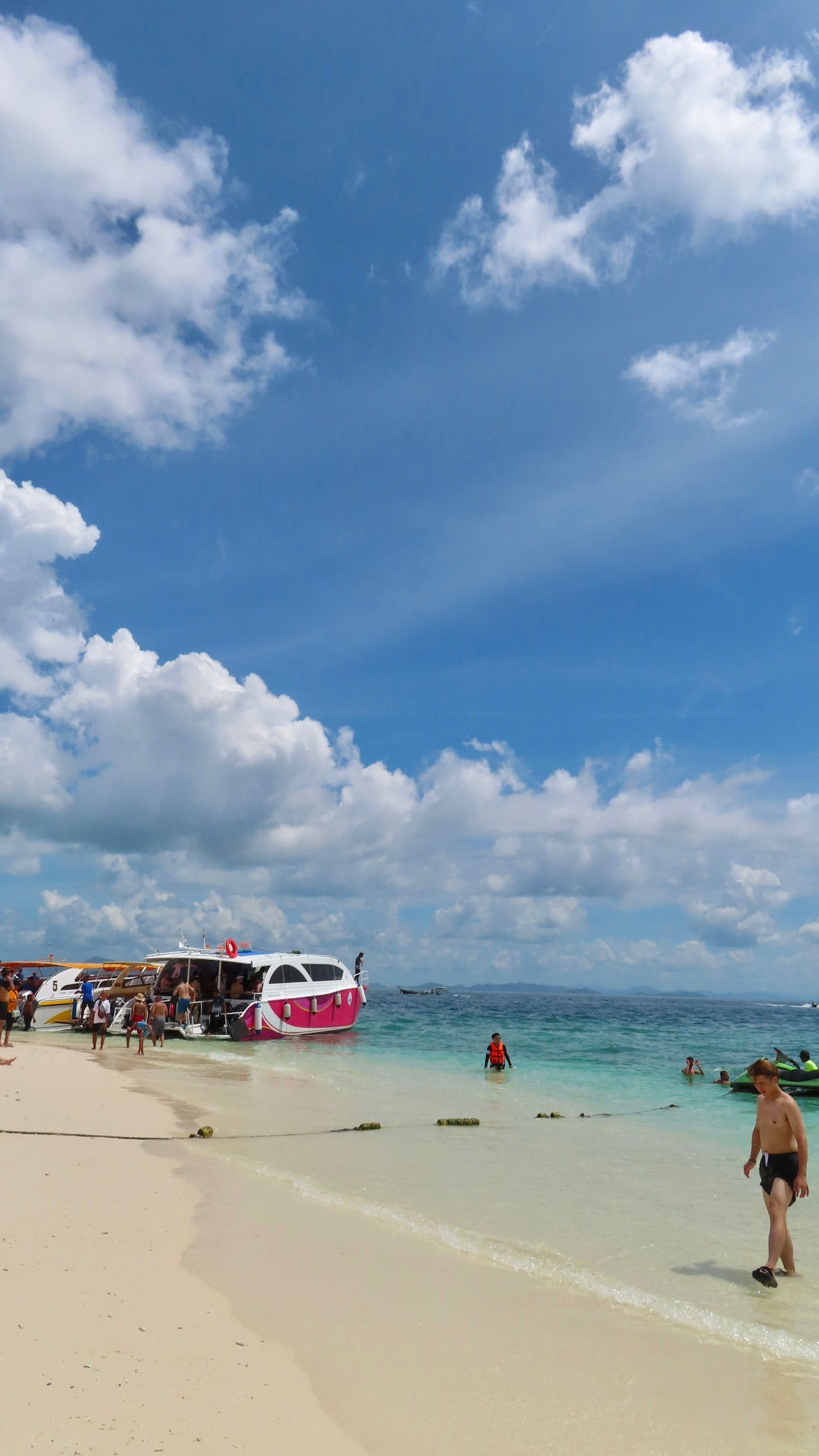 yuli.cohenn instagram image archive image