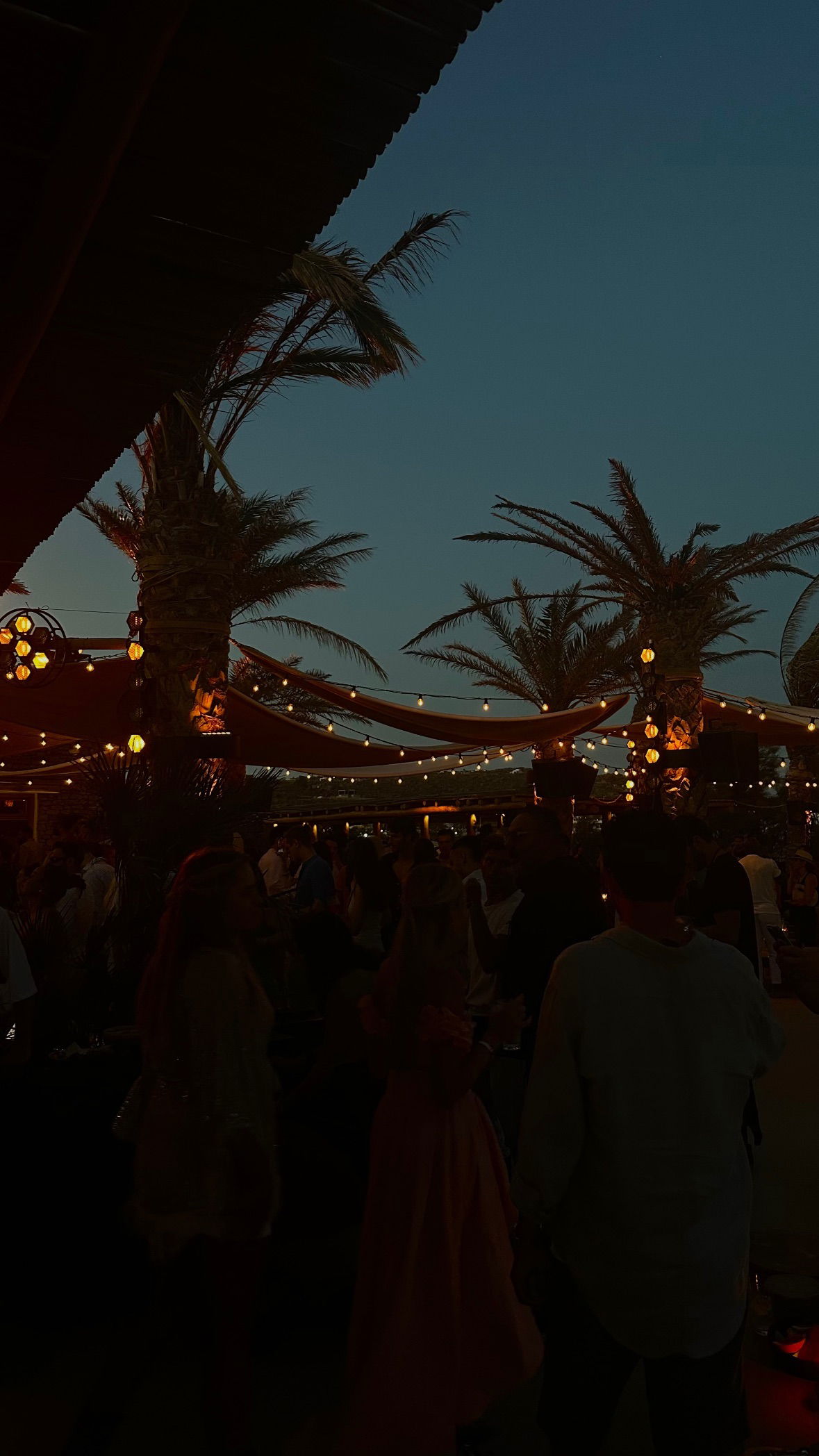 yuli.cohenn instagram image archive image