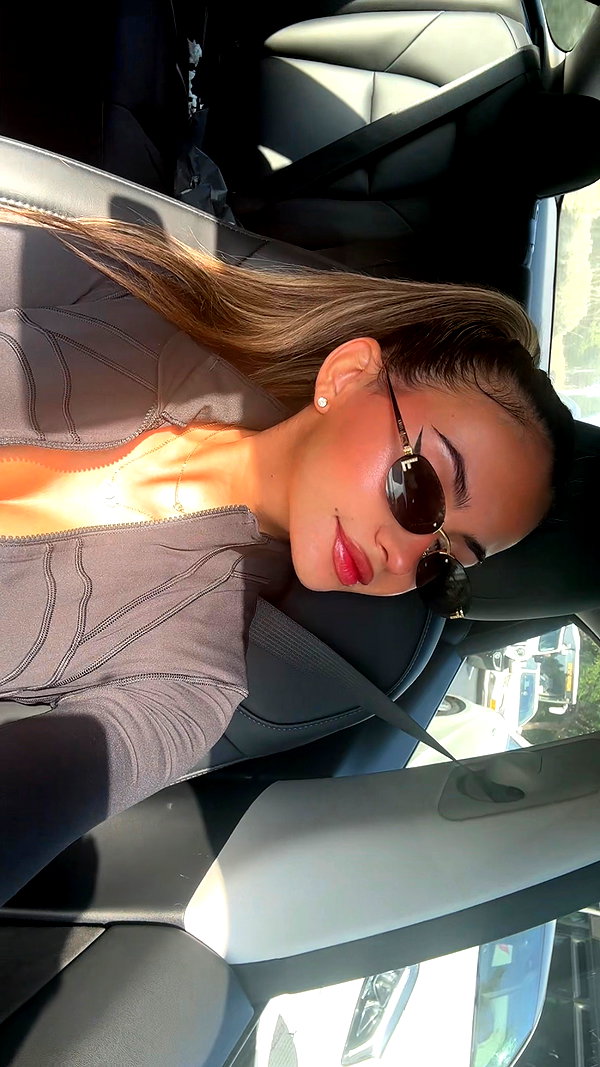 yuli.cohenn instagram image archive image