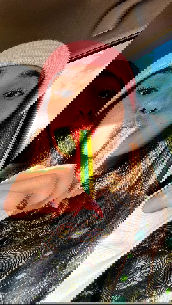 yulialam__ yulialam__ archive image