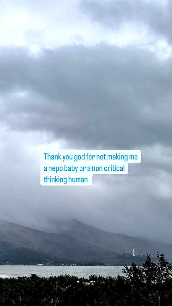 yumisback17 instagram image archive image