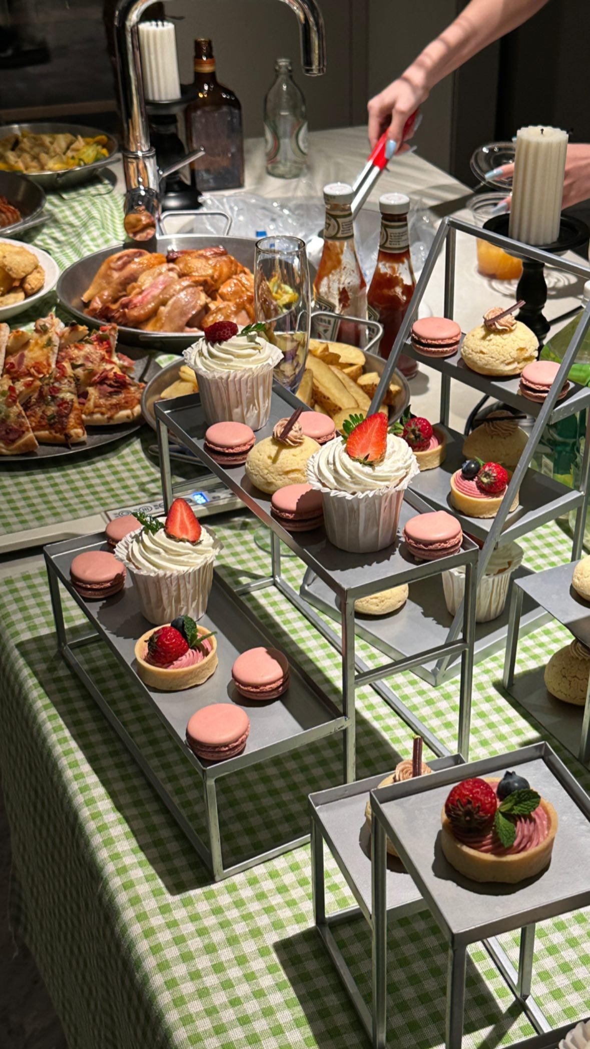 ywwyiiing instagram image archive image