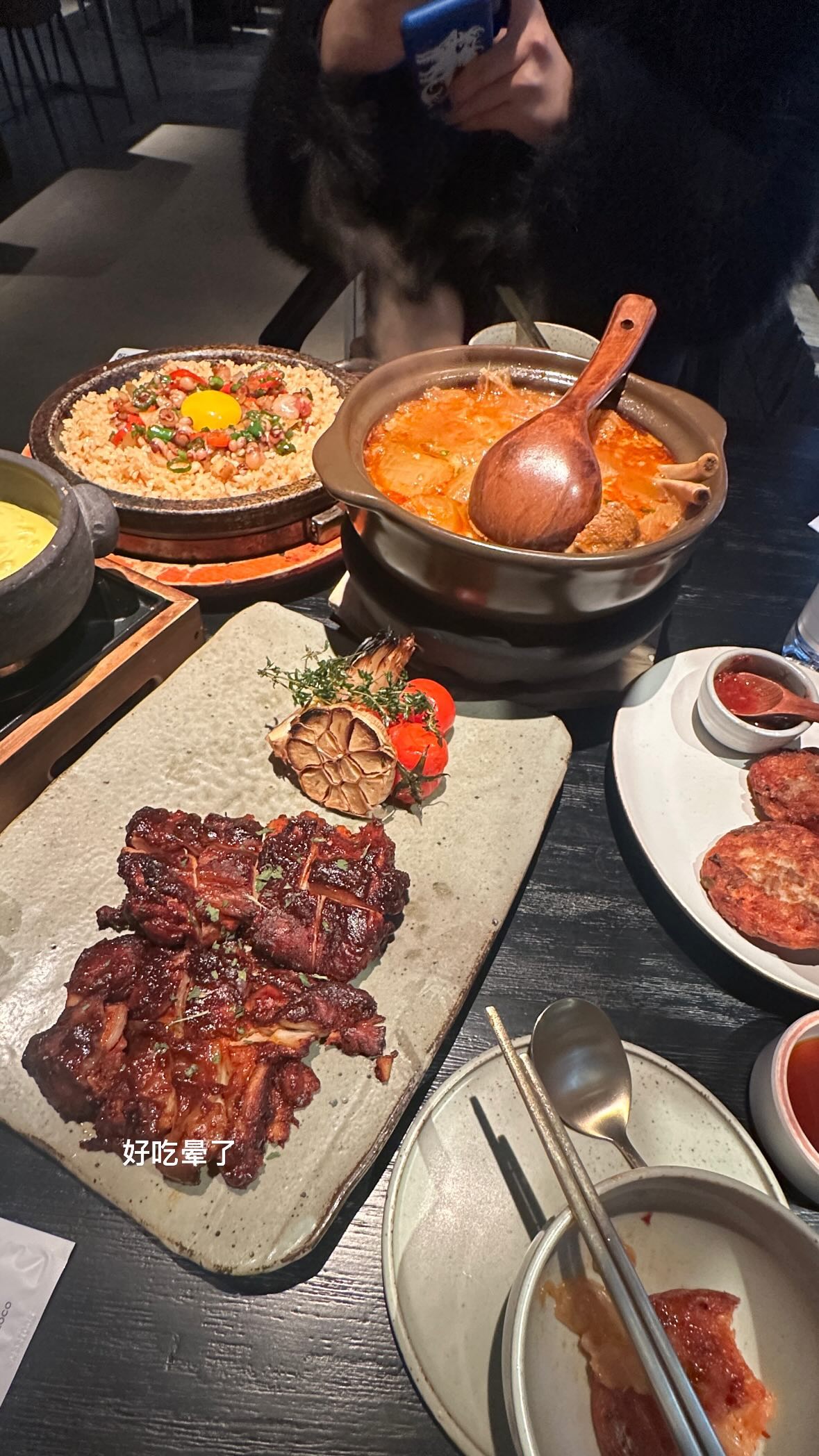 ywwyiiing instagram image archive image