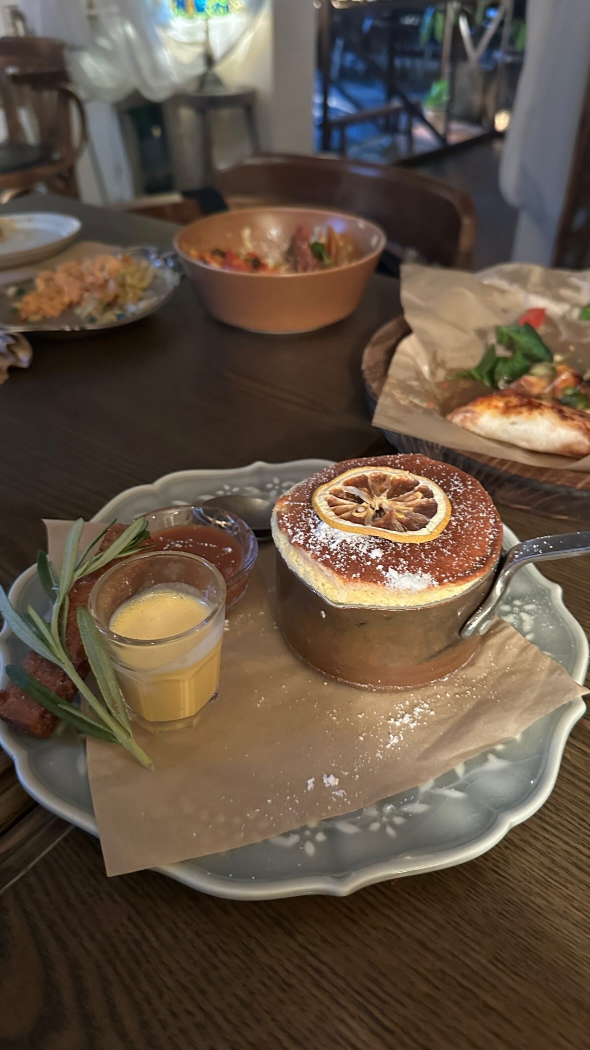 ywwyiiing instagram image archive image