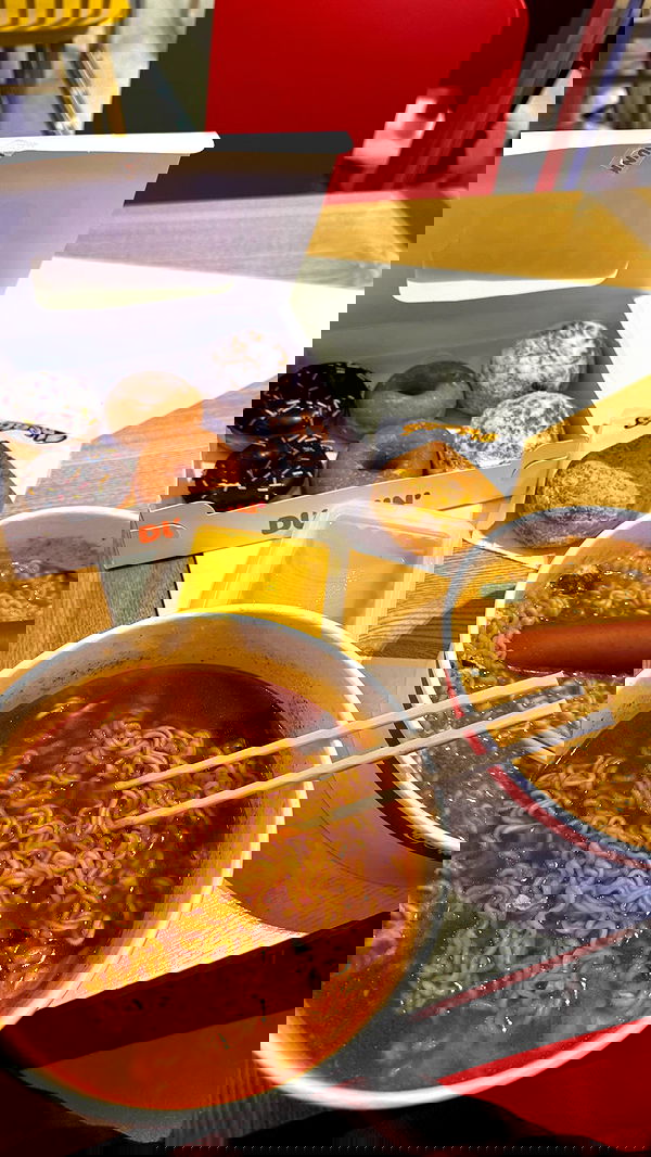 ywwyiiing image ~ Altpins