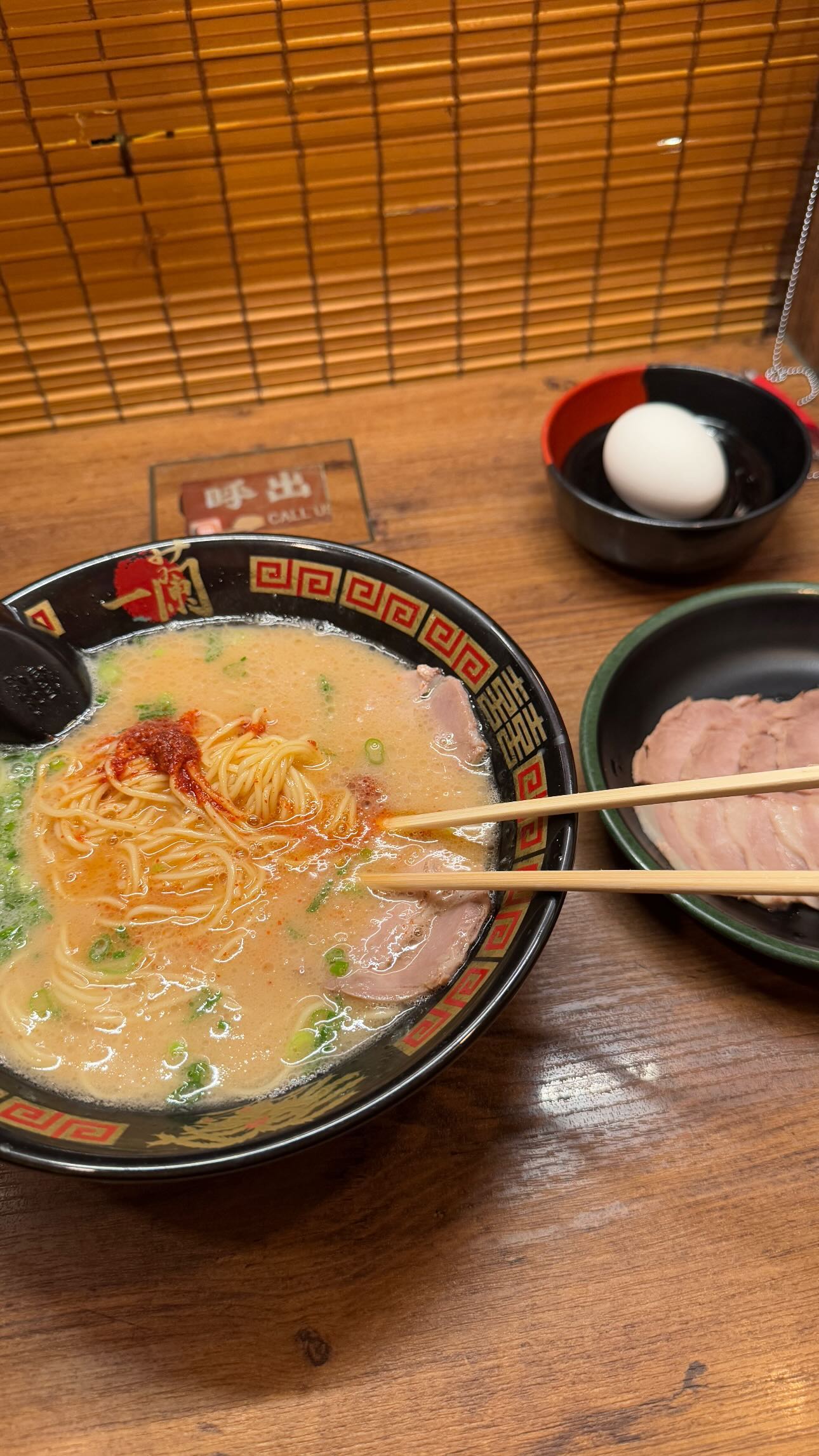 ywwyiiing instagram image archive image